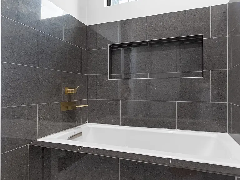 1522 Malone St — Photo 45