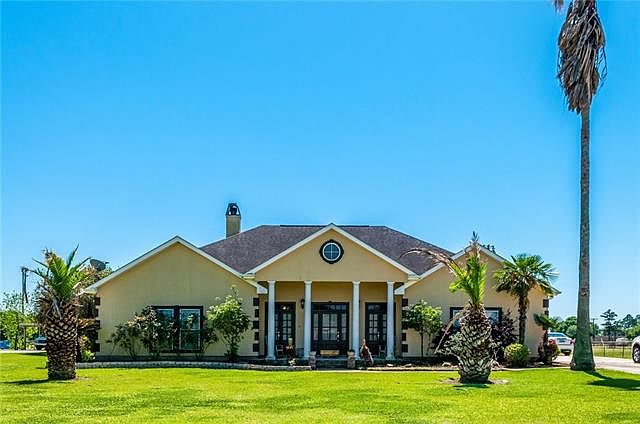 2nd image of 39295 Carly Ln