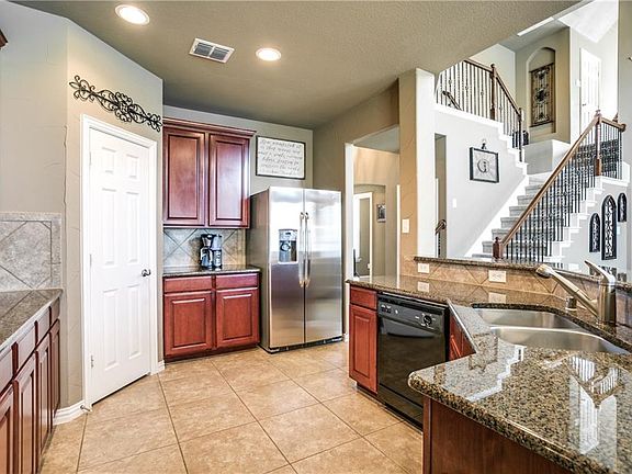 5th image of 6320 Whetstone Dr