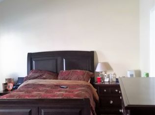 2120 Village Oaks Ln, Raleigh, NC 27614