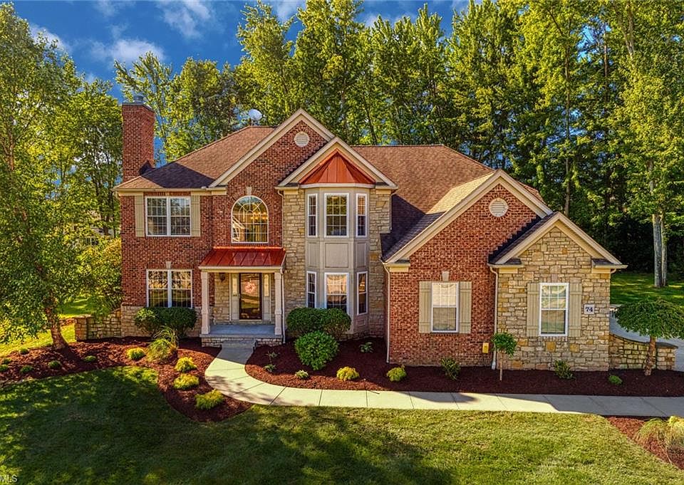 1st image of 74 Sapphire Ln