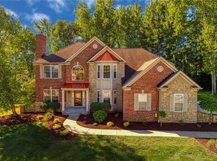 74 Sapphire Ln, Streetsboro, OH 44241