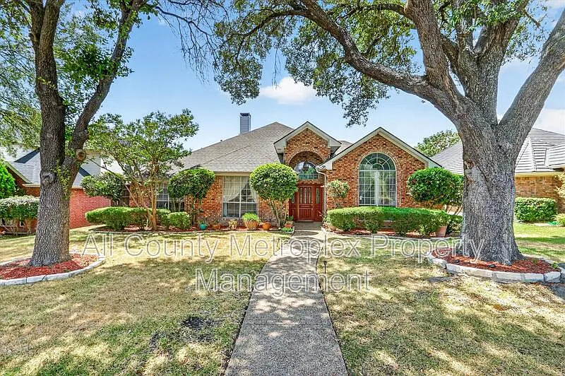 4 bed, 3.0 bath, 2408 sqft, $3,095 — Photo 1