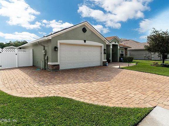 4th image of 10827 STANTON HILLS Drive E