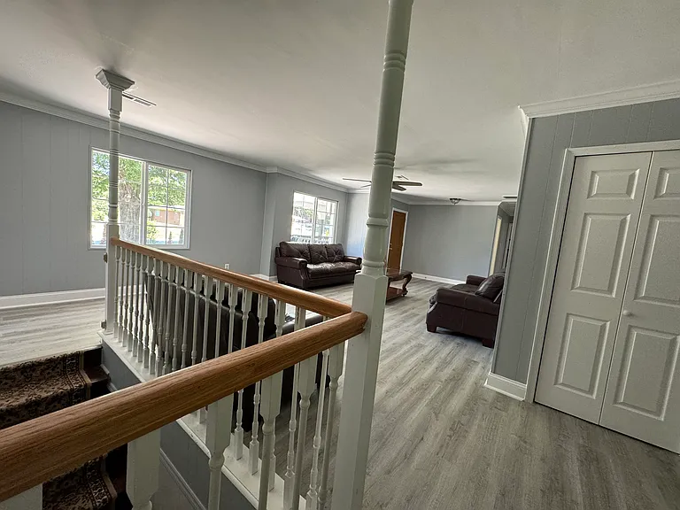 Murray Cir — Photo 17