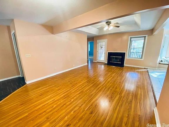 3rd image of 991 Heritage Oaks Dr