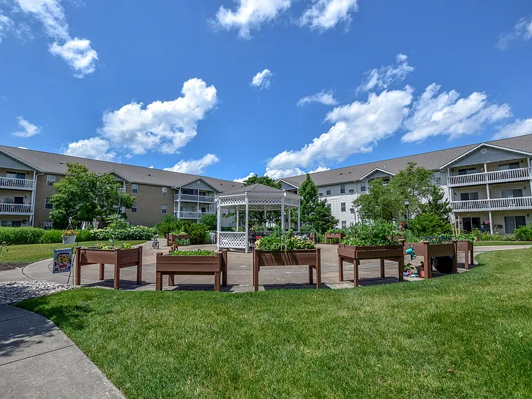 Rosewood Villas - Senior — Photo 25