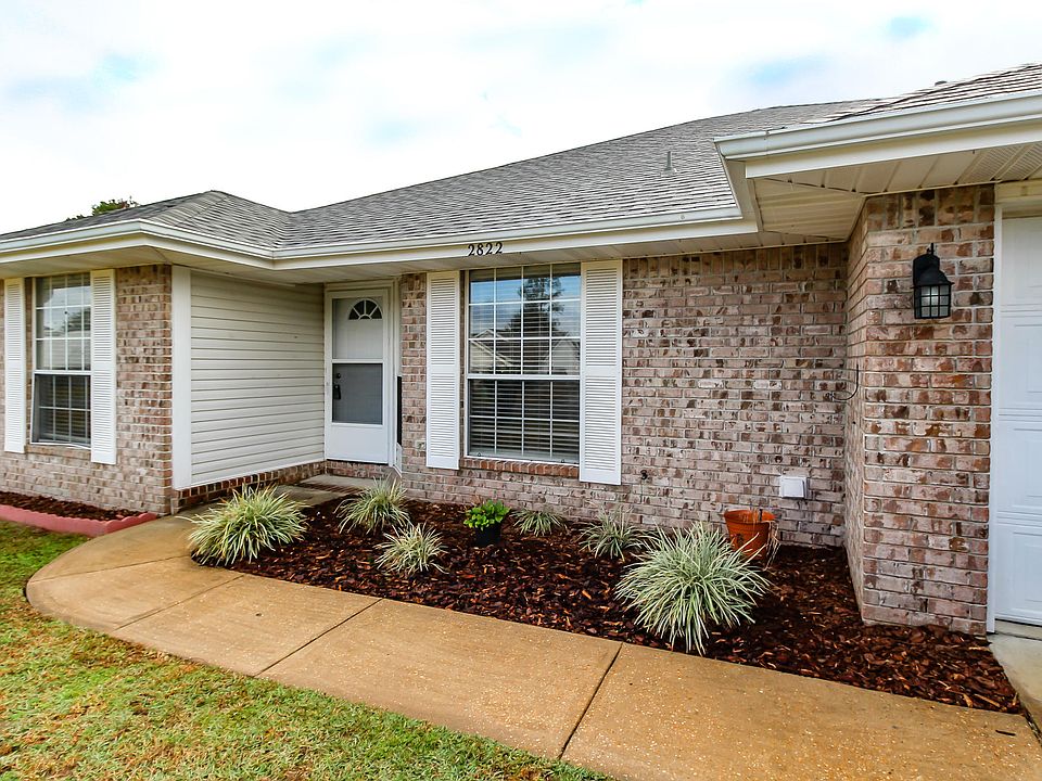 1st image of 2822 Atoka Trl