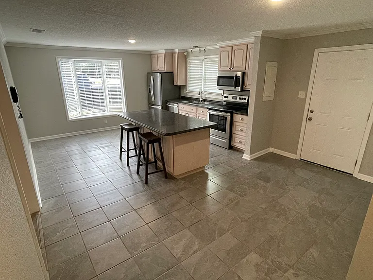 7338 High Way #84 — Photo 3