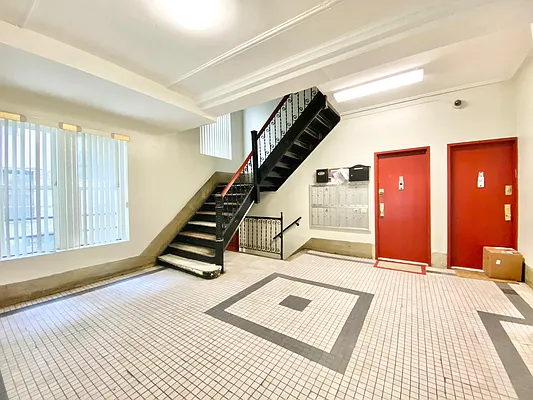 Rented by Keller Williams NYC | media 28