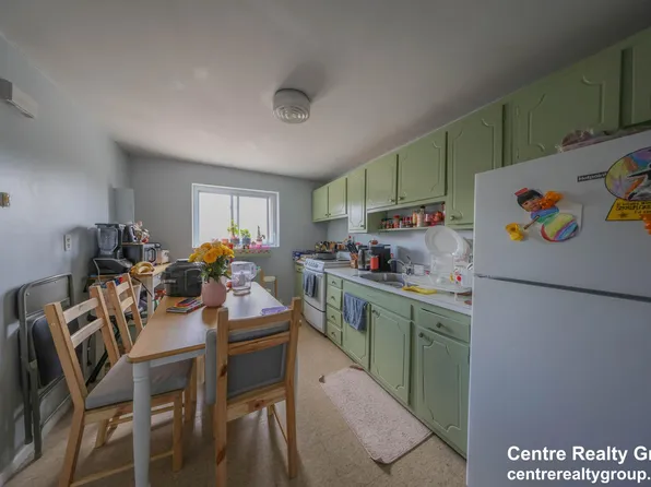 14 Bryon Rd APT 6, Chestnut Hill, MA 02467