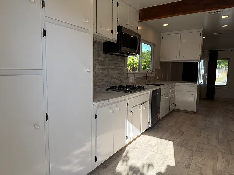 133 Marnell Ave — Photo 20