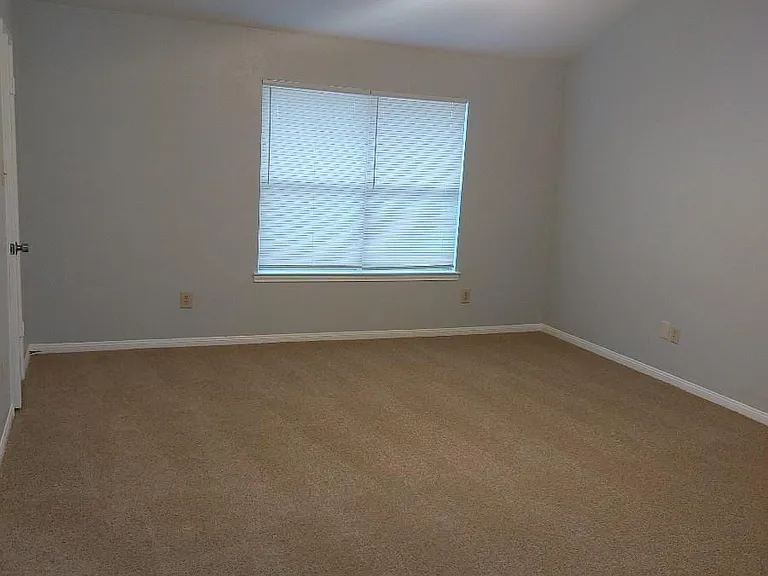1846 Hollister St #6 — Photo 13