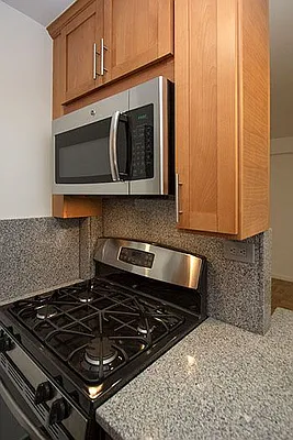 Rented by GoodRock Realty | media 21