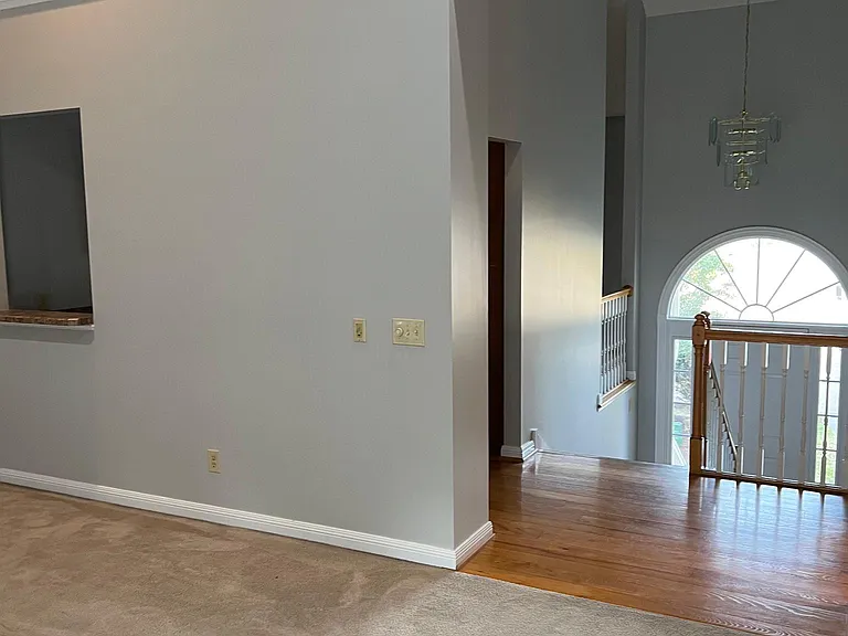 155 Chelsea Cir — Photo 6