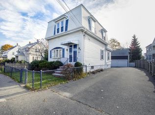 9 Sumner St, Quincy, MA 02169