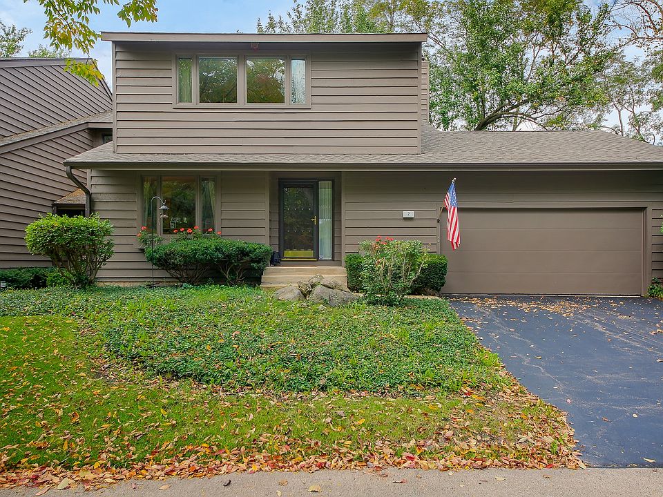 1st image of 2 Lakewood Cir
