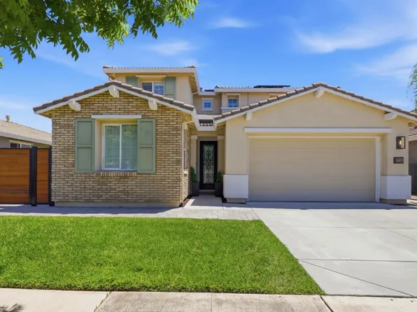 9732 Zuni Ln, Gilroy, CA 95020
