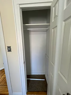 Rented by Astoria Realty | media 7