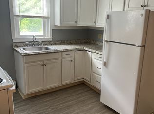 28 Halifax St #5, Waterville, ME 04901