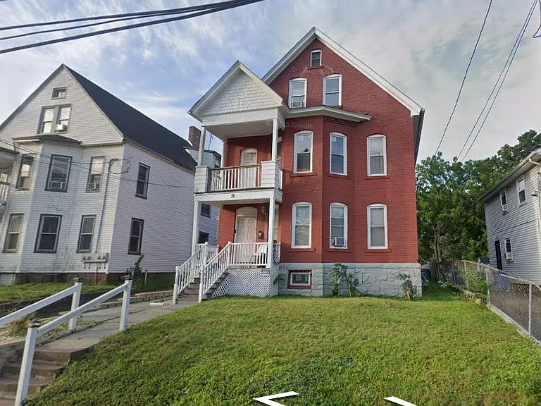 17-19 Mahl Ave #3 — Photo 1