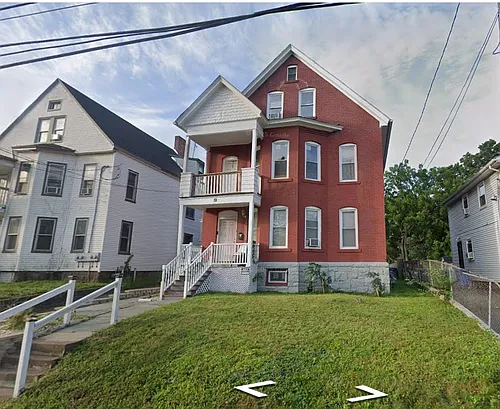 17-19 Mahl Ave #3 Photo 1