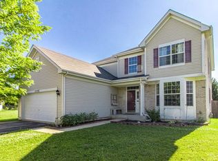 1319 S Tess Ln, Round Lake, IL 60073