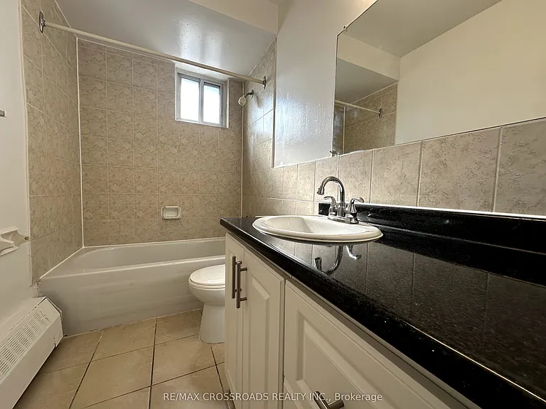 1181 Ellesmere Rd #406 — Photo 8