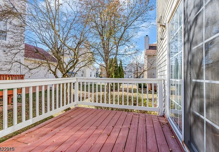 71 Nostrand Rd — Photo 9