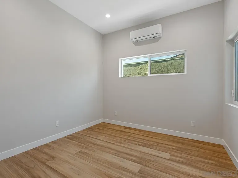 1489 Fern Ave #1 — Photo 16