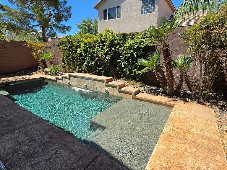 2633 Le Pontet Ter — Photo 24