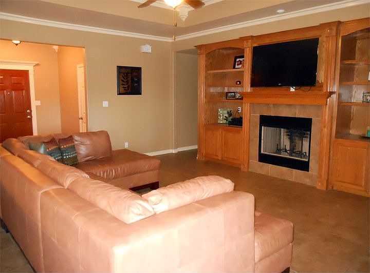 2nd image of 4134 Cross River Dr
