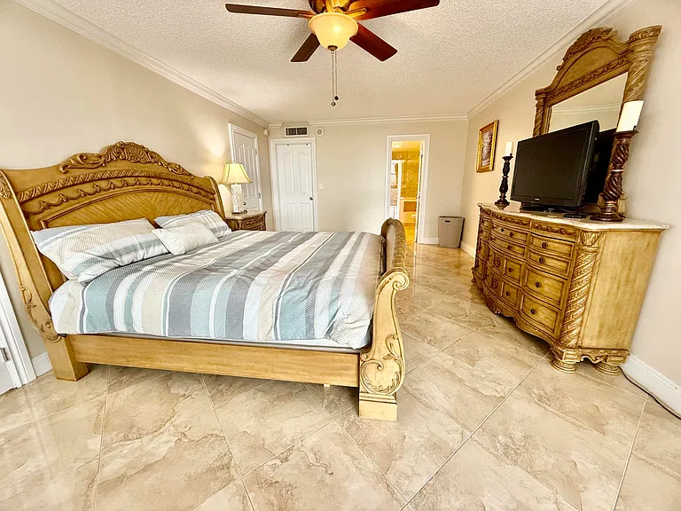 1370 S Ocean Blvd #603 — Photo 17