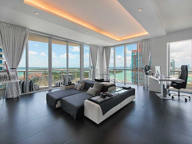 1st image of 50 Pointe Dr #3103