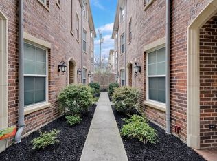 3200 Ross Ave APT 28, Dallas, TX 75204