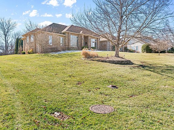 3rd image of 3930 E Turtle Hatch Road