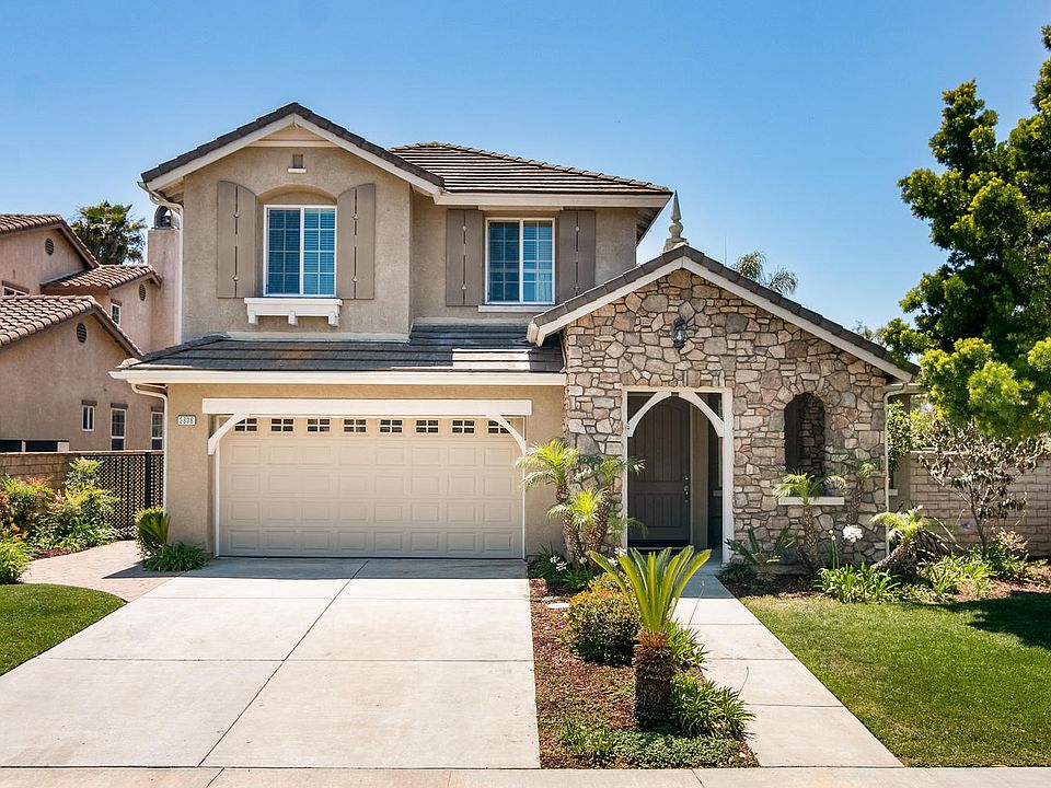 1st image of 3808 Hedge Ln