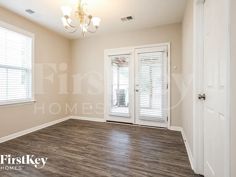 405 Verbena Ave — Photo 6