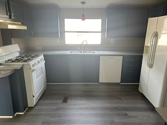 4th image of 2141 Patricia Pl