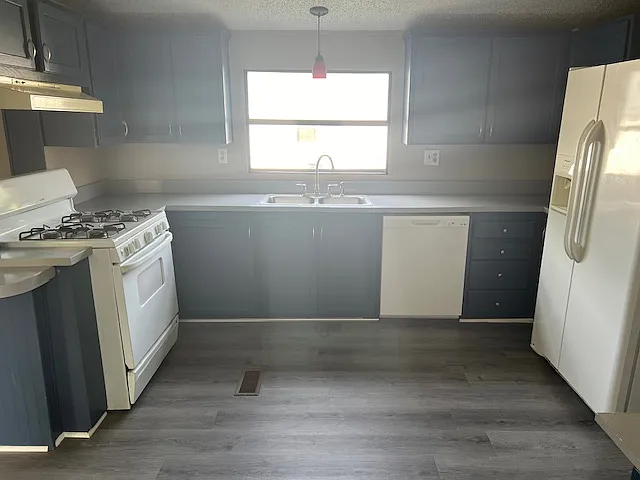 2141 Patricia Pl — Photo 4