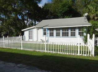 925 Sunset Ct, Mount Dora, FL 32757