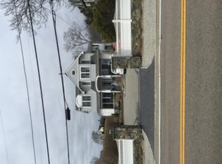 195 Ocean Rd #A, Narragansett, RI 02882