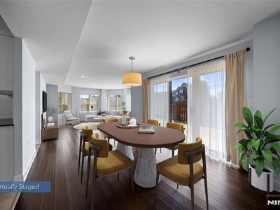 301 Ellery Ct, Edgewater, NJ, 07020