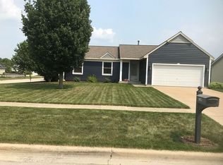 1344 William St, Sycamore, IL 60178