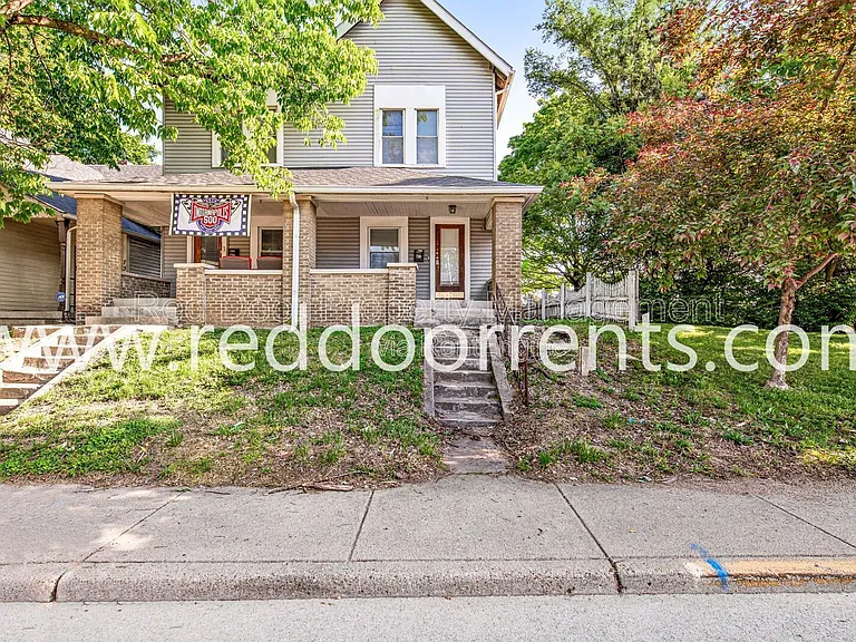 736 E Morris St — Photo 31
