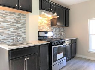 11 Noble Ave FLOOR 3, Westfield, MA 01085