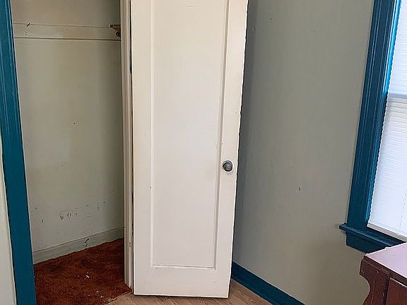 Downstairs bedroom 1