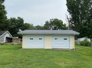 258 W Vine Ave, Charleston, IL