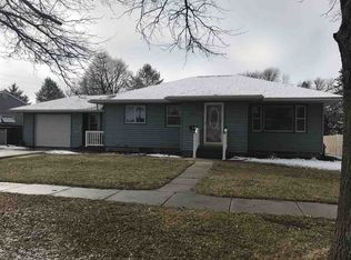 1214 3rd Ave, Ackley, IA 50601