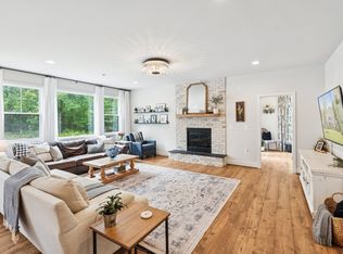 10520 Manley Rd, Nokesville, VA 20181